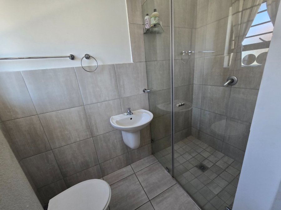 2 Bedroom Property for Sale in Westridge Western Cape